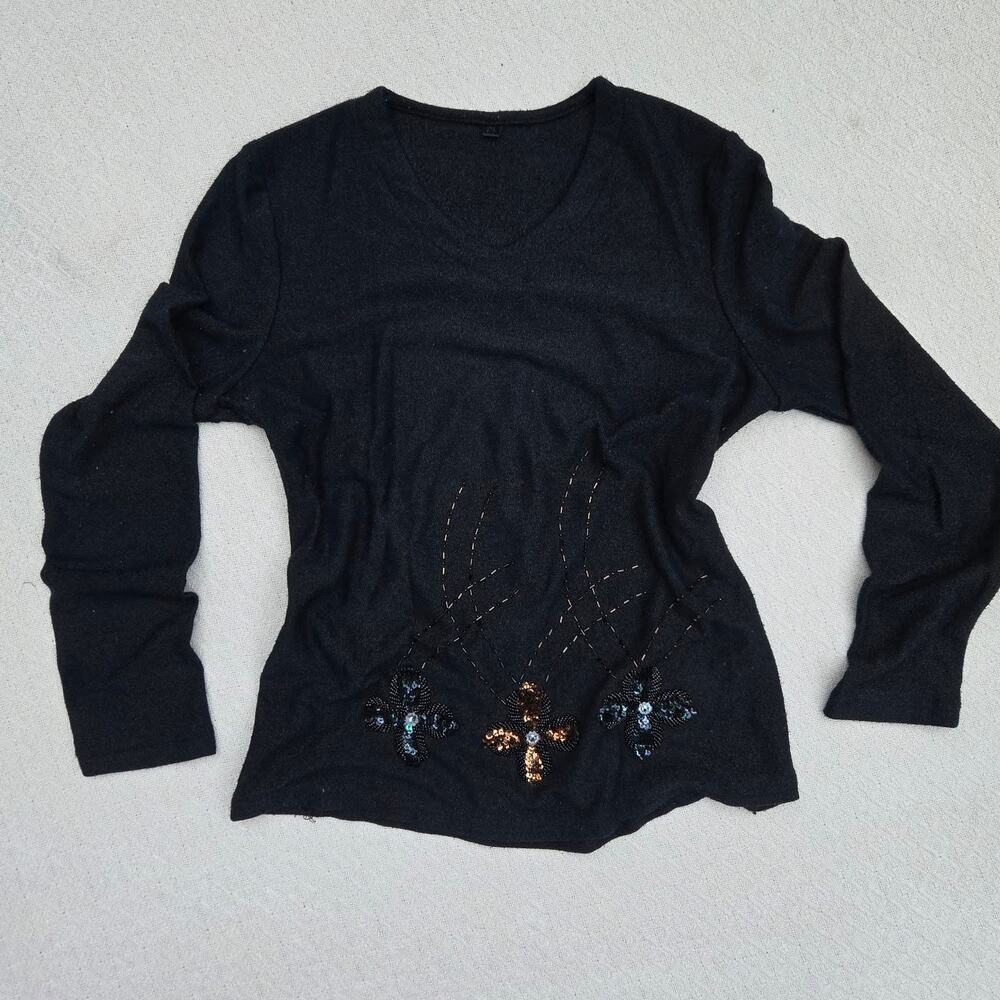 charcoal beaded floral knit top • romantic whimsigoth